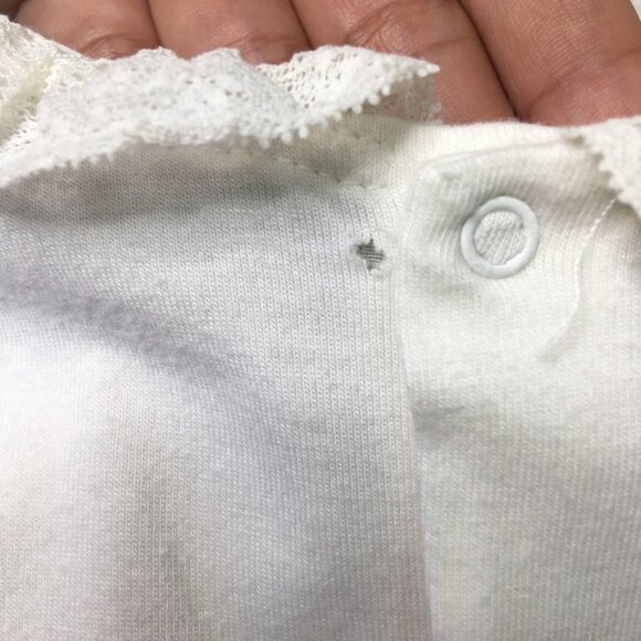 Pili Carrera Baby Girl White Lace Pajama Footsie Onesie Size 6 Months - Picture 11 of 12